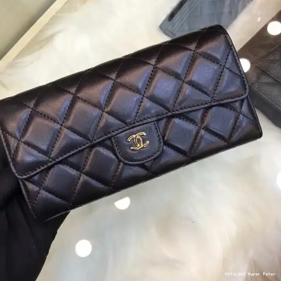 Hyper Peter CHANEL WALLET 0629